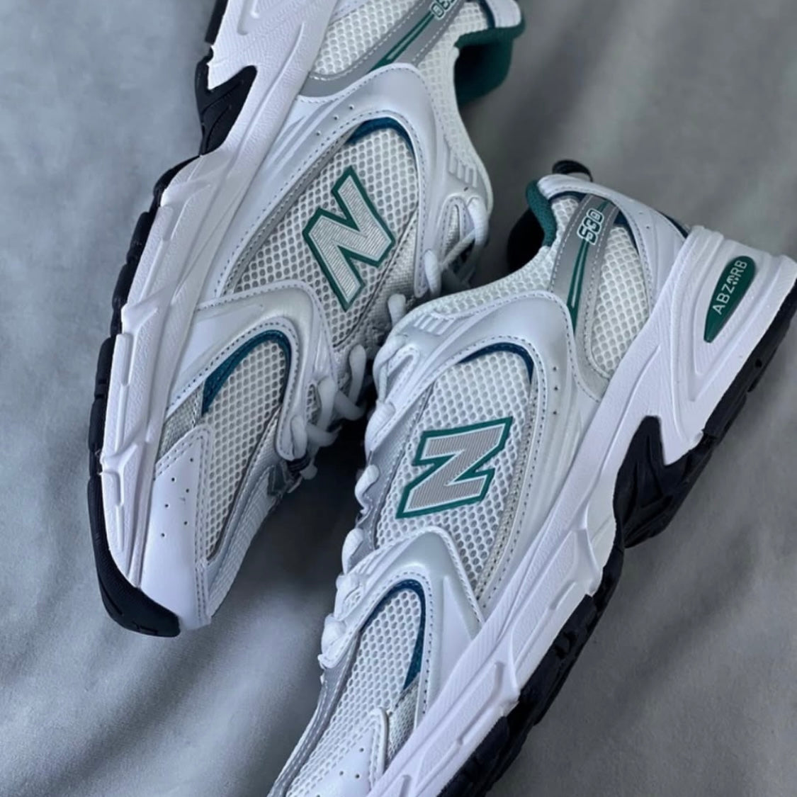 WHITE-SILVER-GREEN