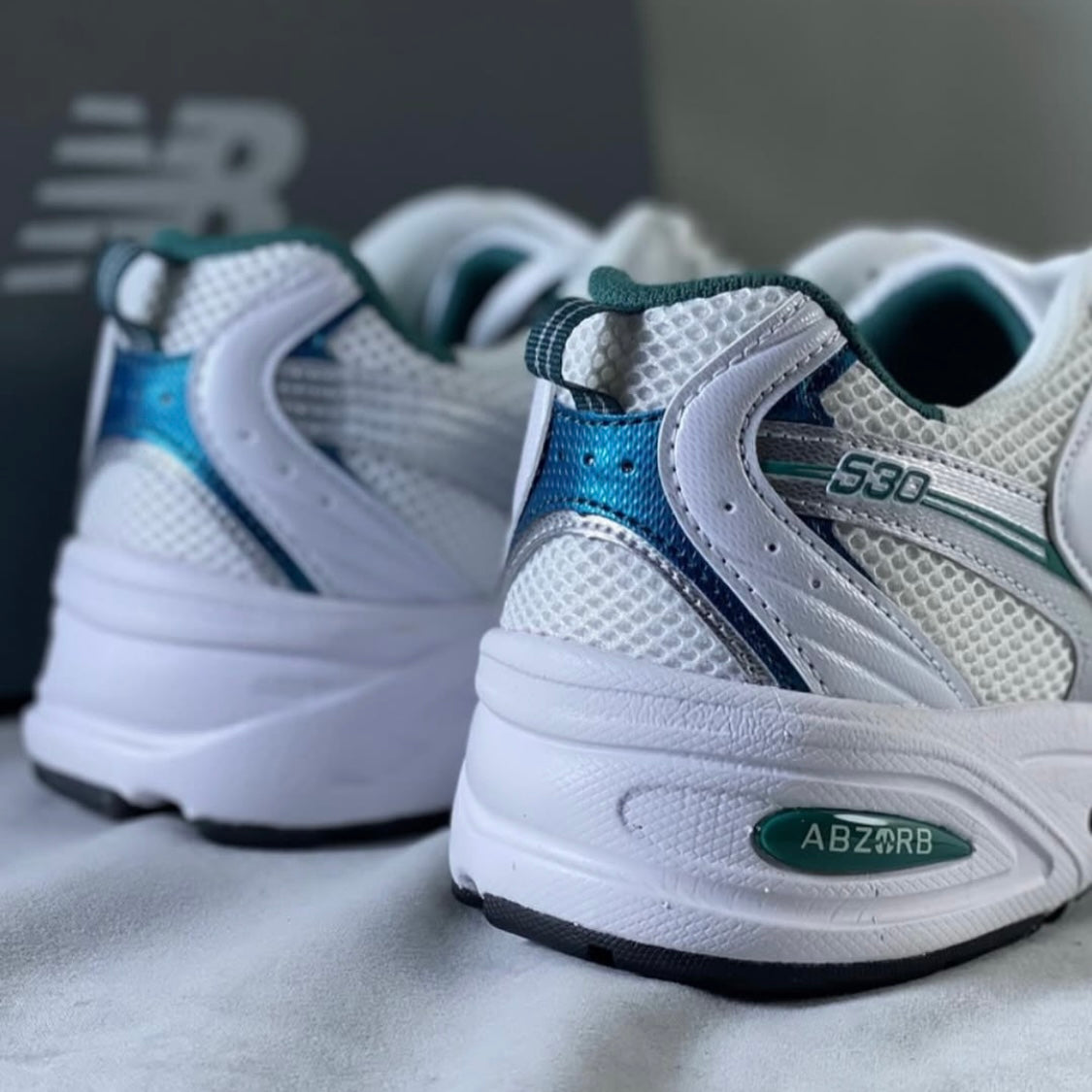 WHITE-SILVER-GREEN
