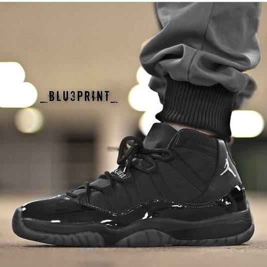 BLACKOUT